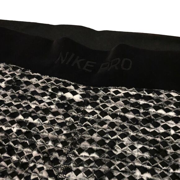 Nike Pro HyperWarm Womens Plus Size 2X Leggings AR1912-010 Black Workout - Picture 8 of 12